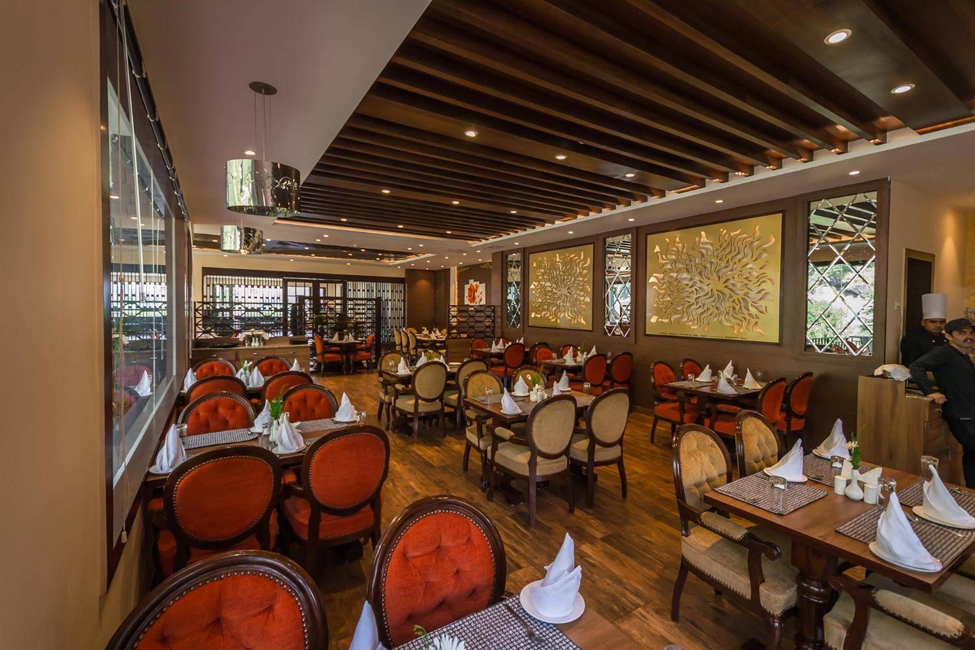 The Highland Park Hotel Manali  Exterior photo